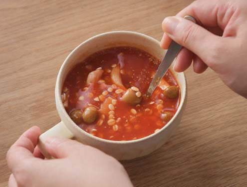 レンジで 押麦入りトマトスープ_作り方2