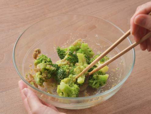 ブロッコリーのごまあえ_作り方2