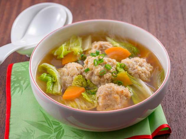 はんぺん鶏だんごの中華スープ