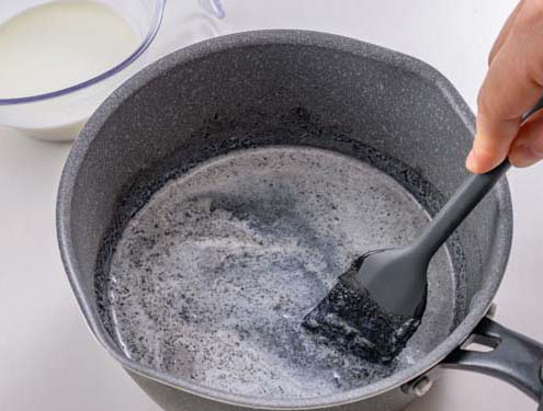 黒ごまプリン_作り方2