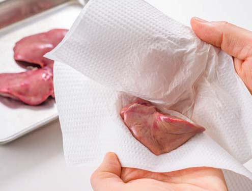 レバーとマッシュルームのバルサミコソテー_作り方1