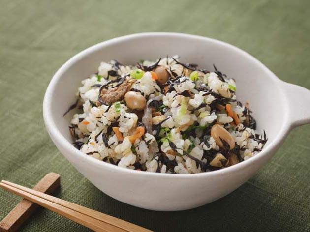 即席 ひじきの混ぜごはん