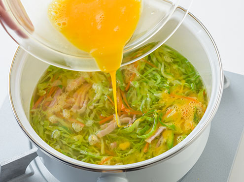 たっぷり野菜と卵のスープ_作り方2